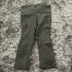 Lululemon size 6 Inseam 23 fast and free leggings